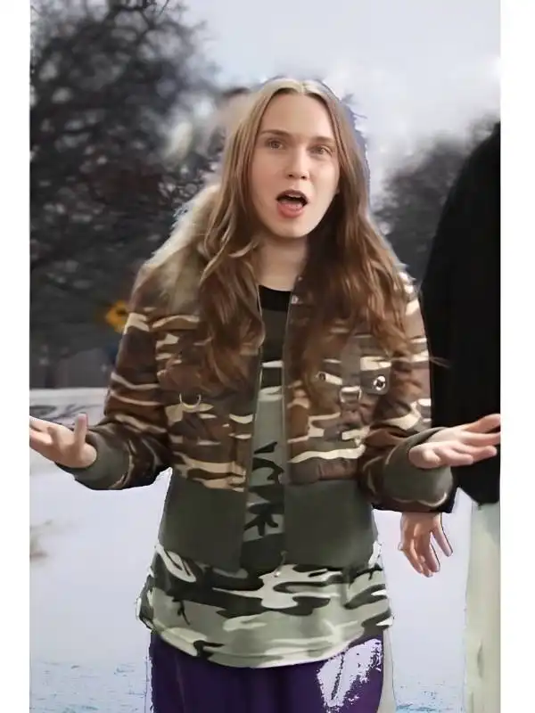 Veronika Slowikowska SNL Season 51 Camo Jacket