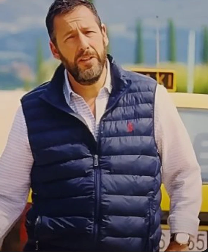 Adam San­dler Jay Kel­ly Blue Puffer Vest