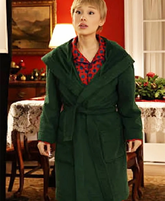 Ariana Grande Saturday Night Live Green Coat