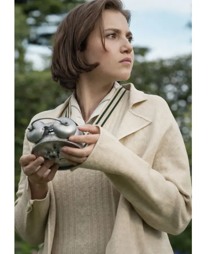 Bundle Brent Agatha Christies Seven Dials Beige Coat