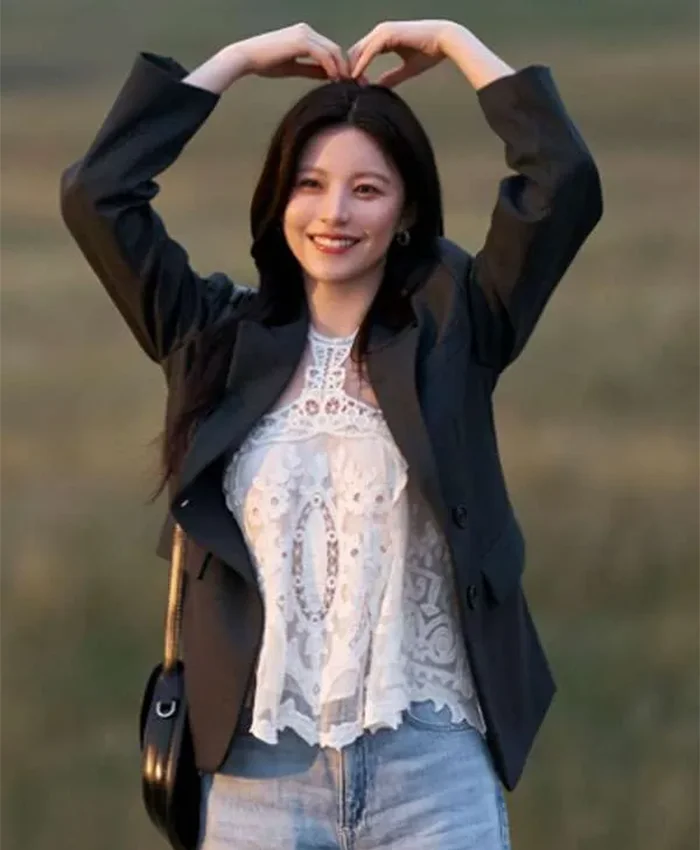 Go Youn-jung Can This Love Be Translated Black Blazer