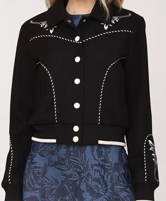 Jes­si­ca Be­yond the Gates Pip­ing and Em­broi­dery Jack­et For Sale