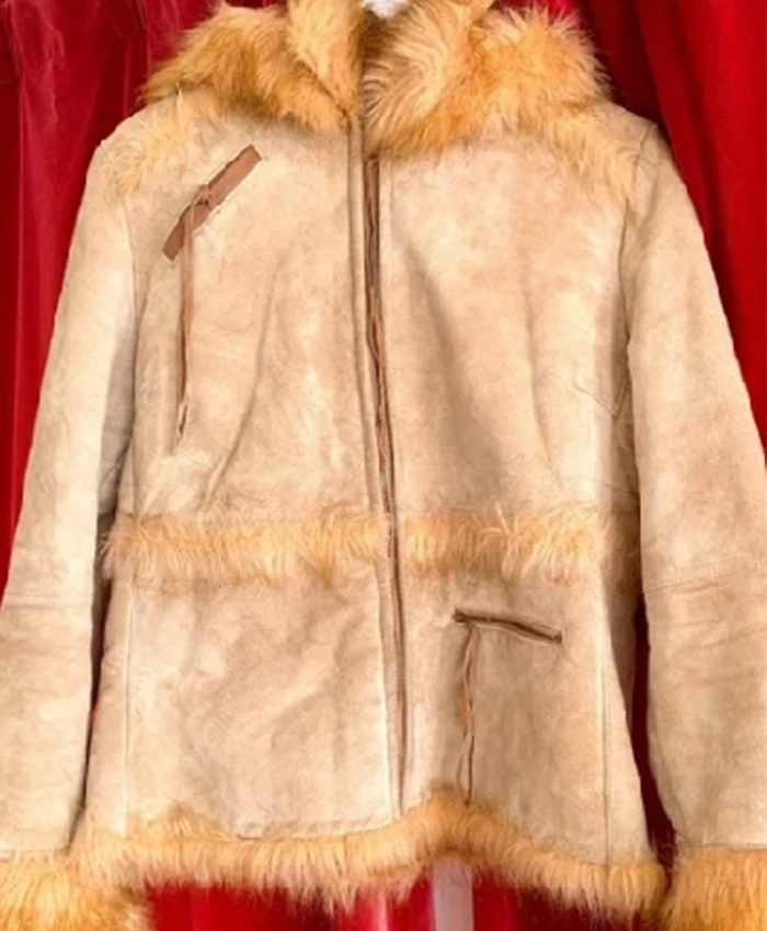 Lucy Albright Tell Me Lies S03 Beige Suede Fur Coat For Sale