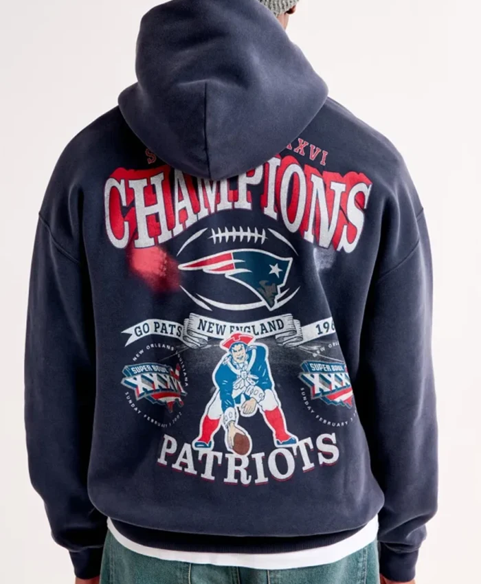 New England Patriots Graphic Popover Hoodie For Sale