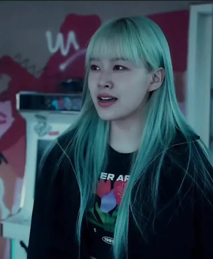 Park Yoo-na Spirit Fingers Black Jacket