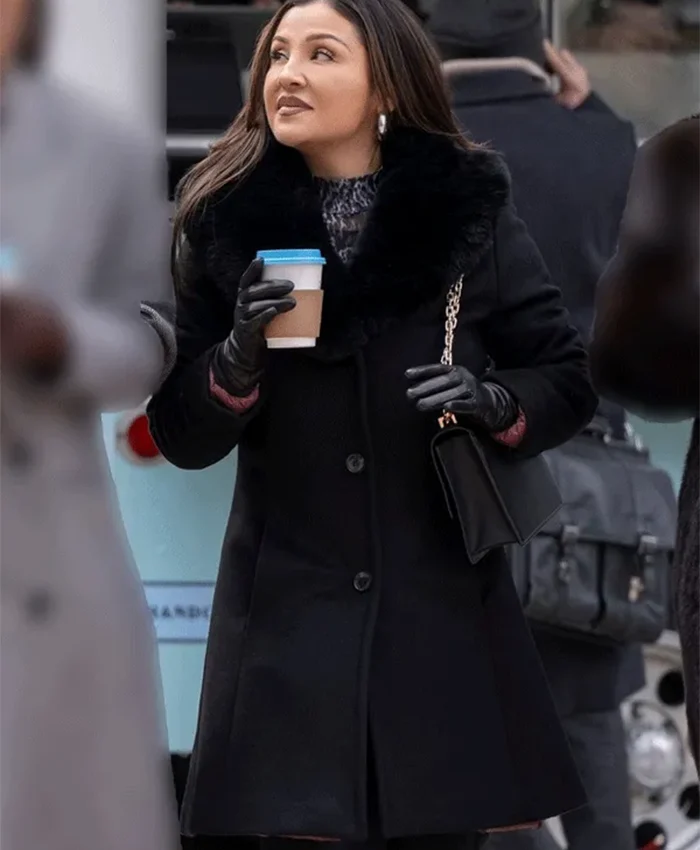 Re­la­tion­ship Goals An­nie Gon­za­lez Black Wool Coat