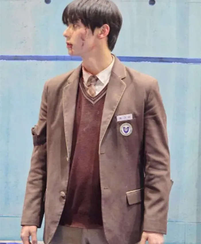 Study Group Hwang Min-hyun Brown Blazer