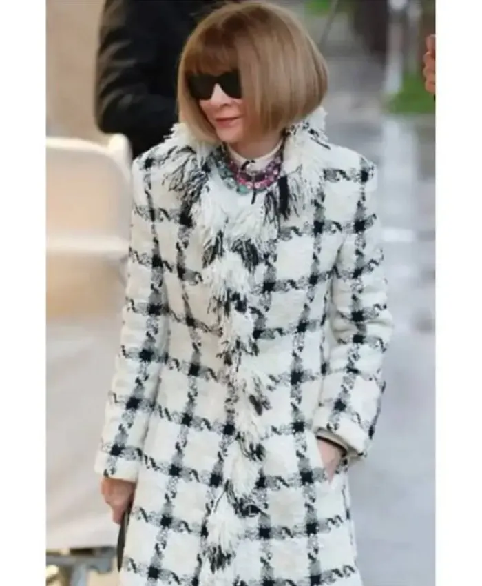 Anna Wintour PFW 2026 White Tweed Coat For Sale