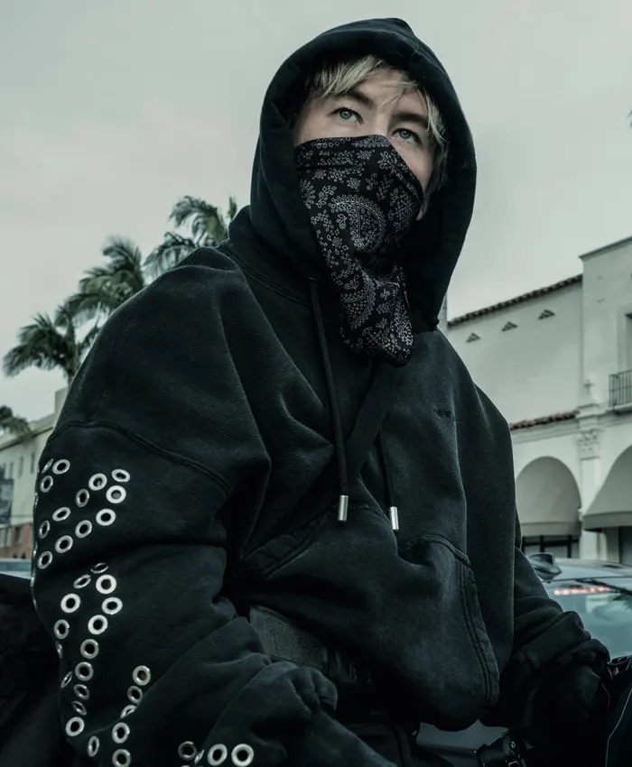 Crime 101 Ormon Black Hoodie - Movie Outfti