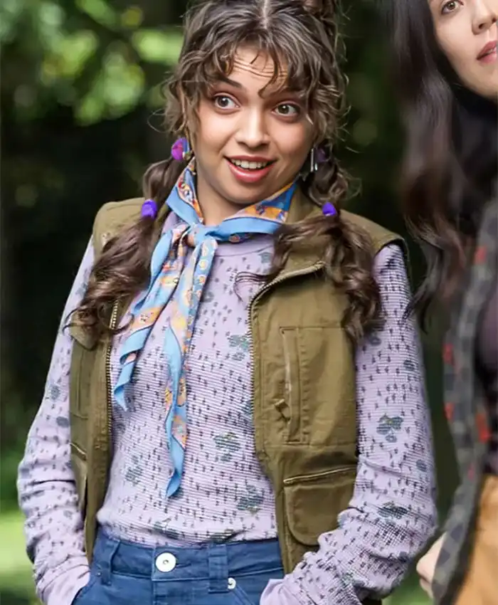 Elaine Denton Best Medicine S01 Green Vest