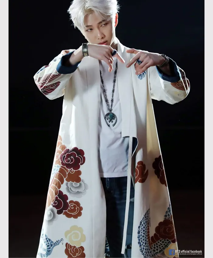 RM Perona White Coat