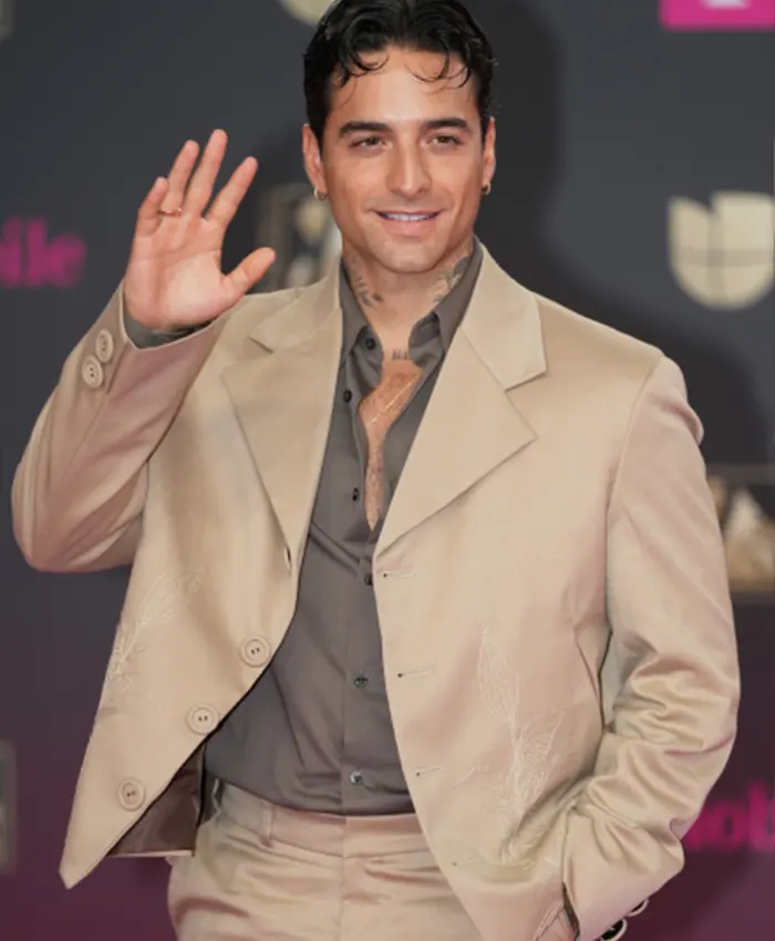 Red Carpet 2026 Maluma Cropped Beige Blazer