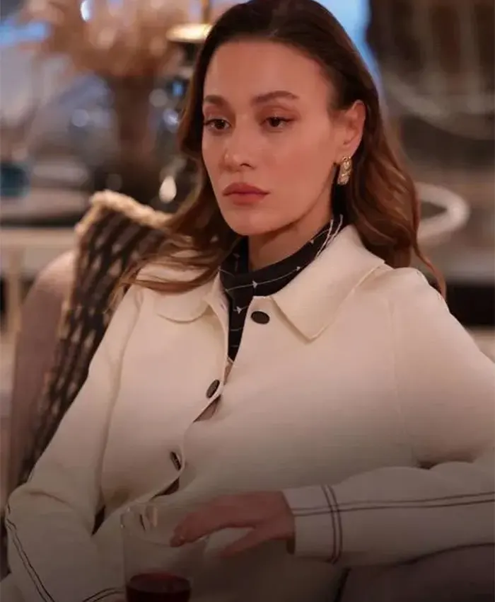 Underground 2026 Sümeyye Aydogan White Jacket