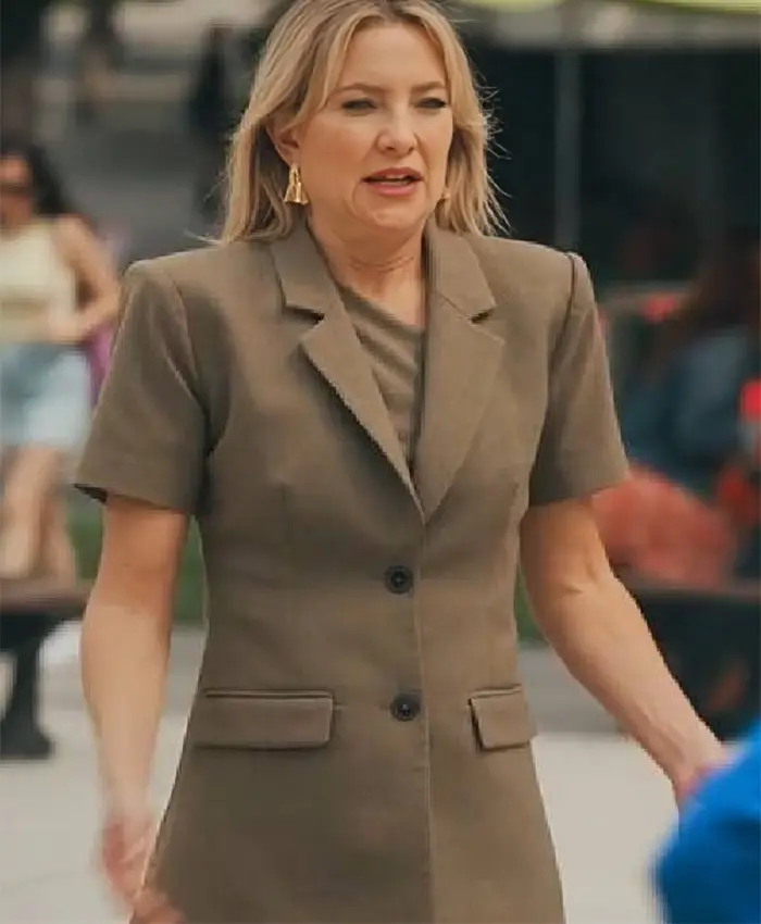 Running Point S02 Kate Hudson Brown Blazer