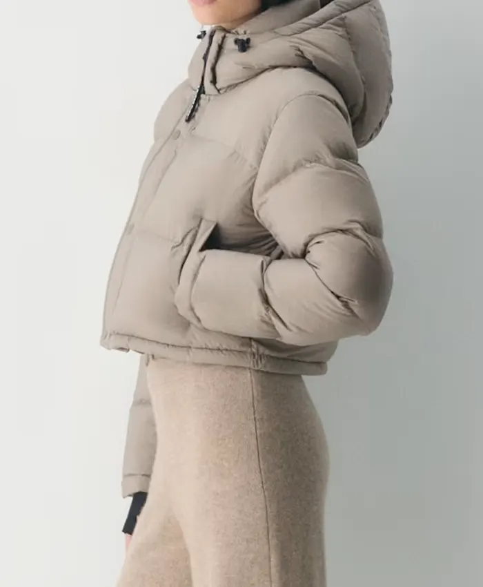Aritzia-Super-Puffer-Short-Jacket-Women