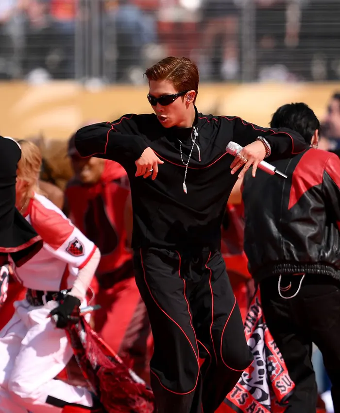 FIFA World Cup Final Halftime Show Kim Nam-joon Black Tracksuit - Image 3