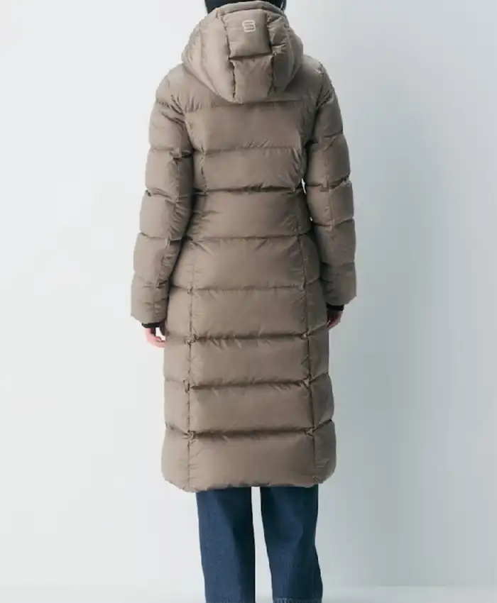 Love It or List It S21 Page Turner Puffer Long Hooded Jacket Back