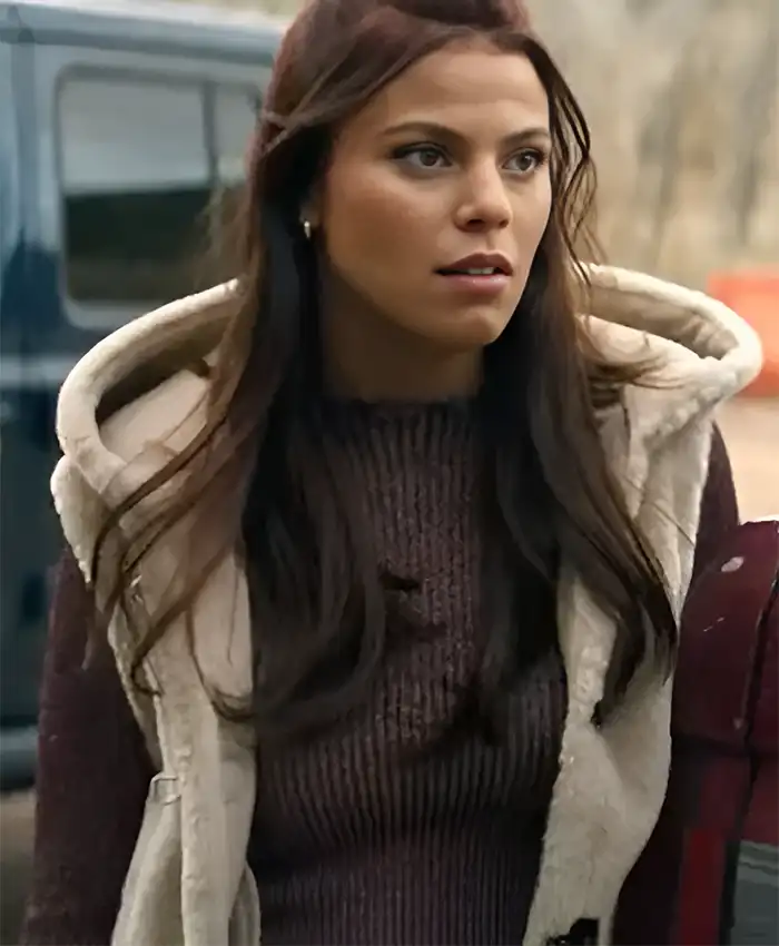 Sidney TV Series Ransom Canyon 2026 Heidi Grace Engerman Cropped Hooded Shearling Jacket