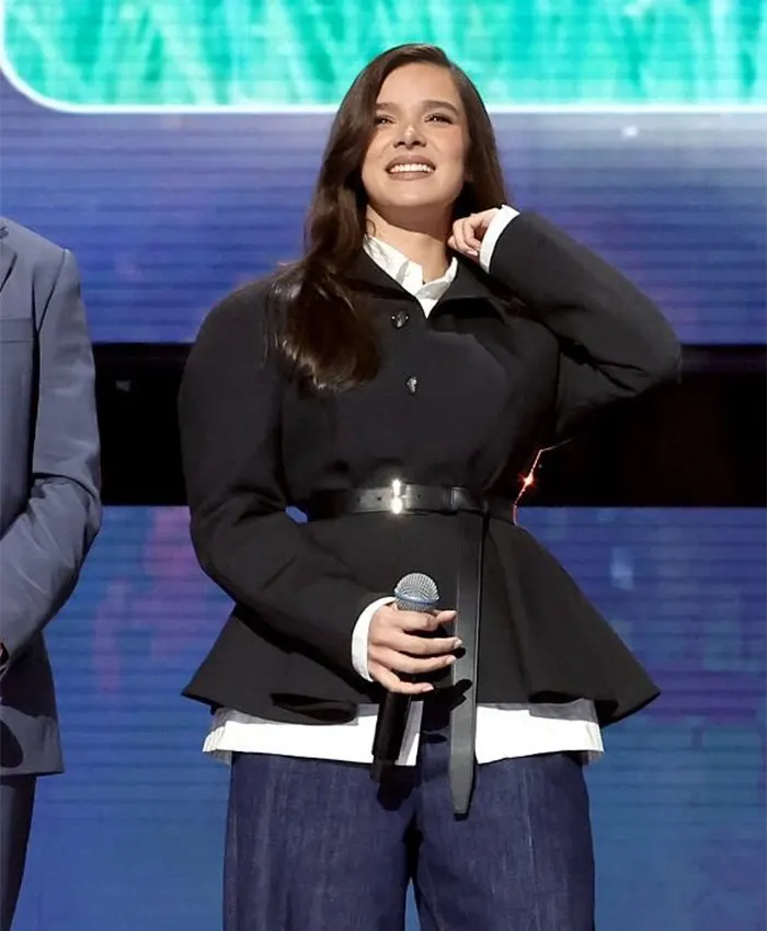 Buy-your-Favourite-Disney-Fan-Event-Hailee-Steinfeld-D23-Black-Peplum-Jacket