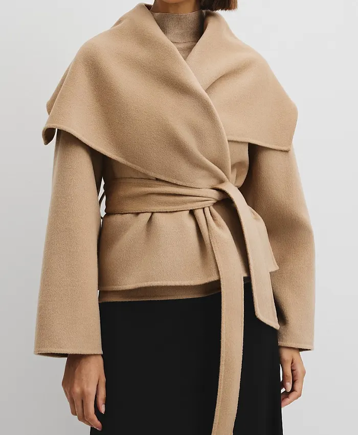 Country Road Soft Waterfall Jacket For Sale