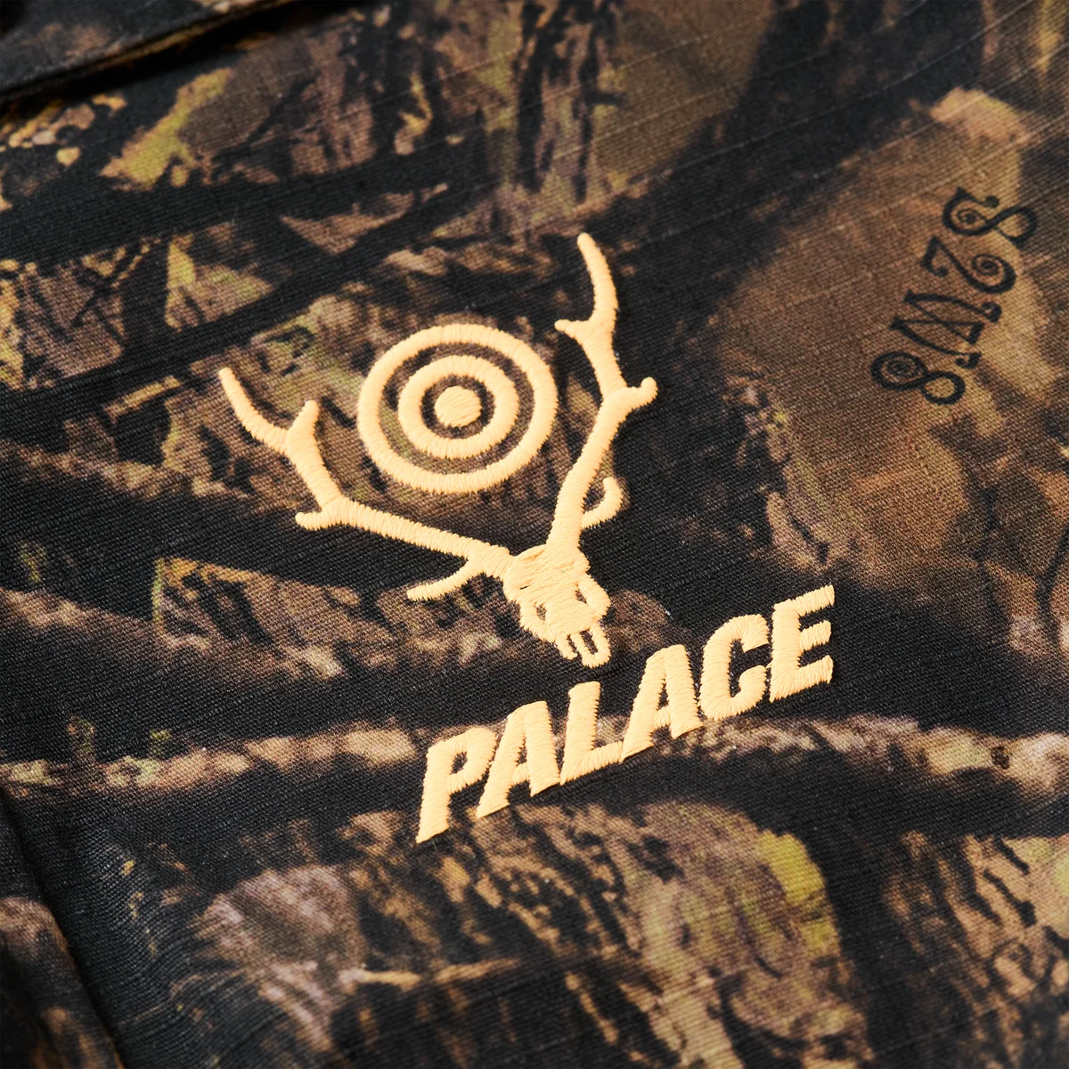 palace-south2-west8-river-trek-jacket-olive-camo