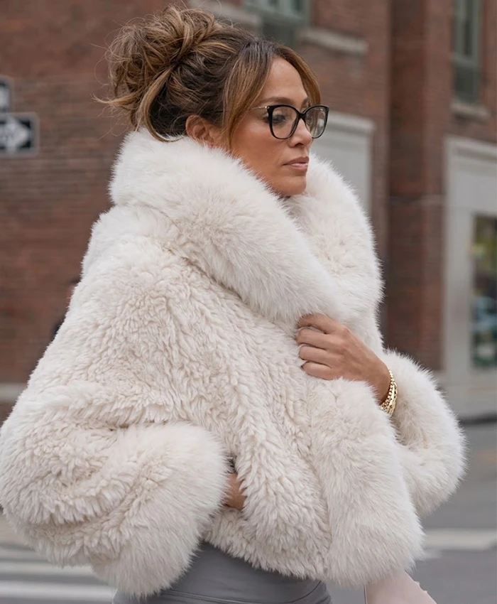 Emira D’Spain TV Series Next Gen NYC 2026 White Cropped Shearling Fur Jacket
