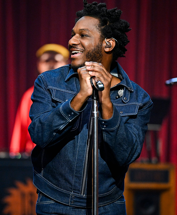 Leon Bridges The Tonight Show Starring Jimmy Fallon 2026 Blue Denim Trucker Jacket