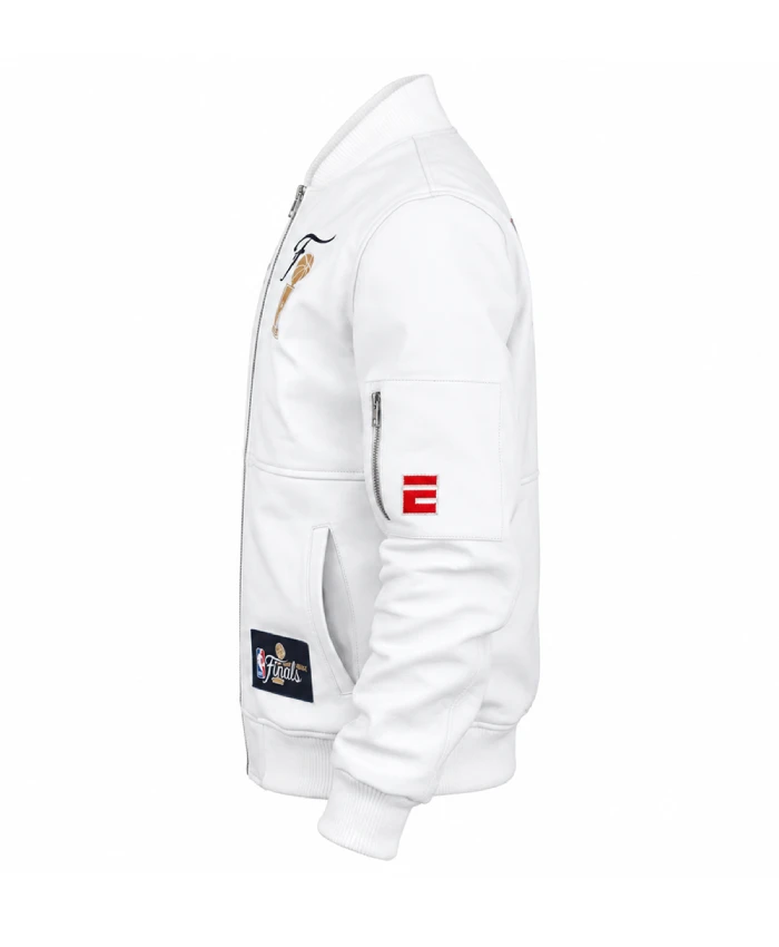The View S29 white jacket with a clean and stylish design