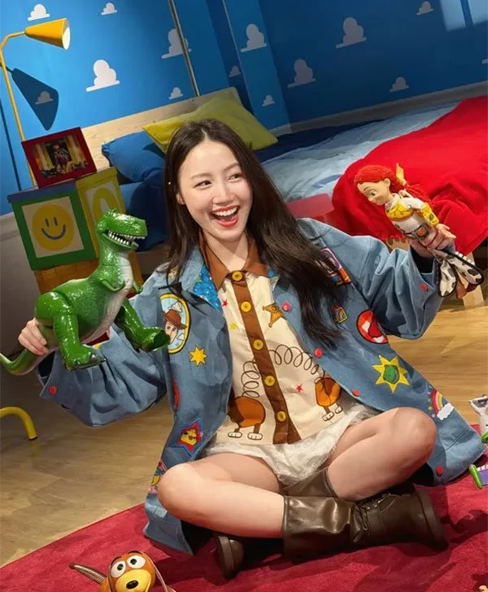 Toy Story 5 Kanyarat Chokphanarat Blue Reversible Jacket