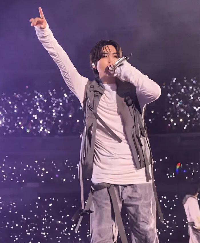 BTS Arirang World Tour Bogota 2026 Suga Grey Cotton Vest