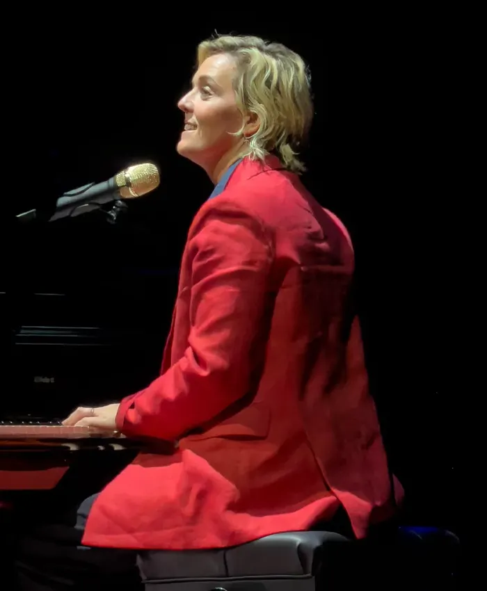 Brandi Carlile Red And Rocks Amphitheatre 2026 Red Blazer On Sale Back View