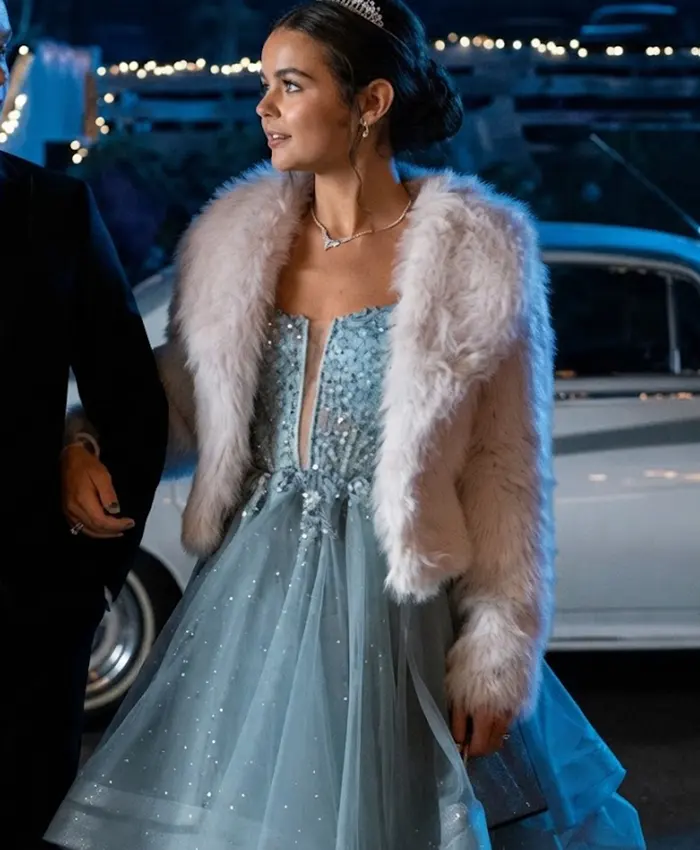 Crew Girl S01 Britney Garner White Fur Jacket