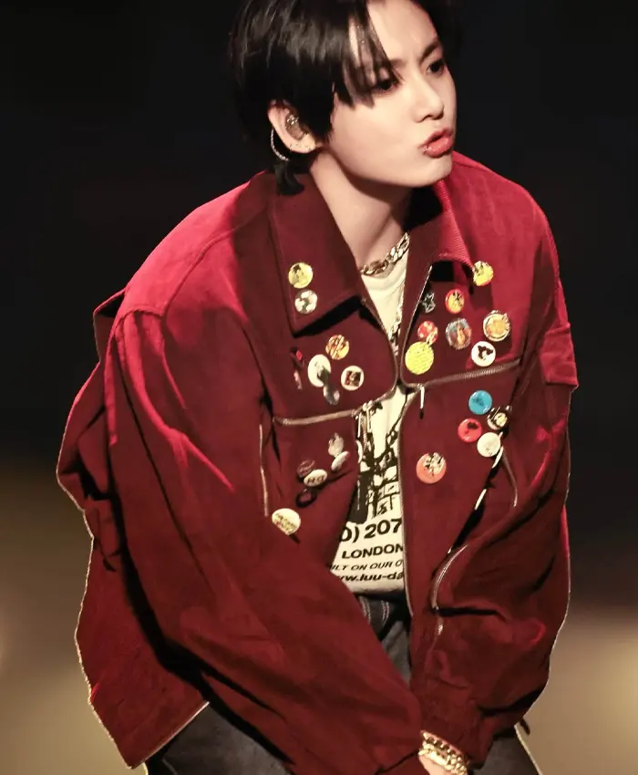 Jungkook-Argentina-Day-1-Burgundy-Jacket