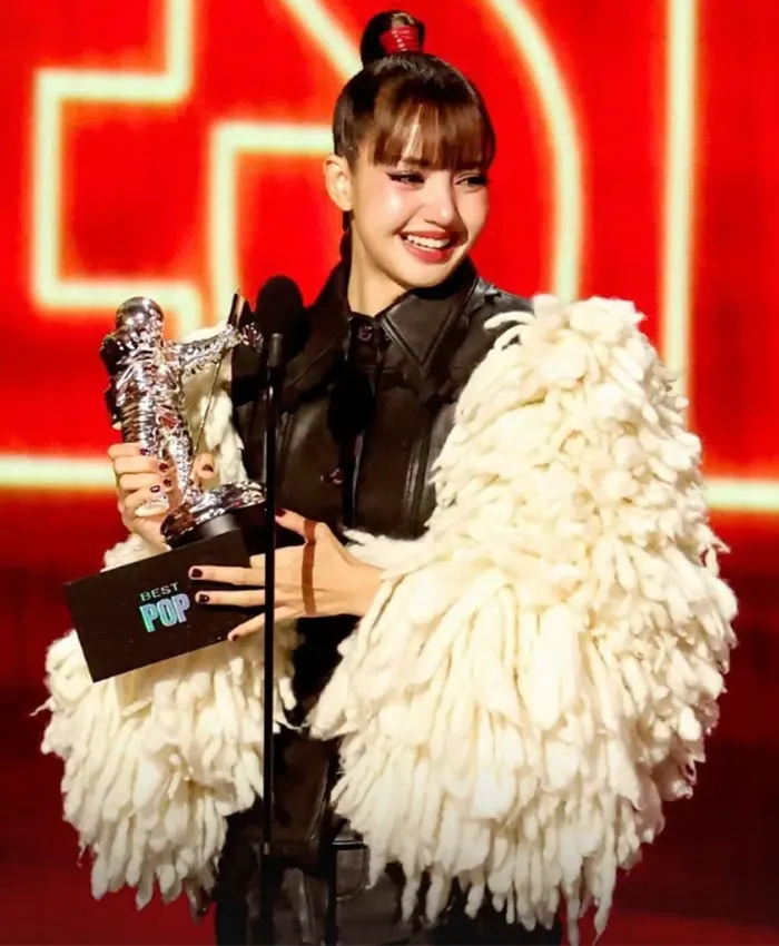 VMAs 2026 Lisa Fur Sleeves Leather Jacket